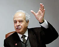 Gazete ilanıyla gelen darbe