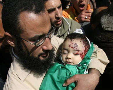 Gazze'de katliam: 33 Filistinli öldü