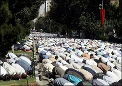 İran'da başörtüsü yasası kutlandı