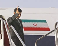 Ahmedinejad'dan Irak'a tarihi ziyaret