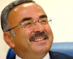 Bakandan şehit ailesine iş müjdesi