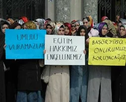 Başörtüsü eylemine sosyalist destek