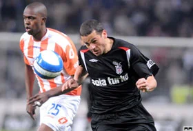 Beşiktaşlı Bobo'ya 4 maç ceza