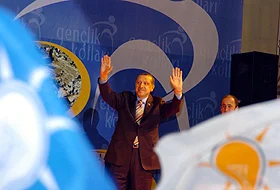 Erdoğan: 'Millet iradesi hiçe sayılamaz'