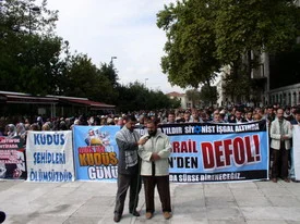 Filistinli şehitler için gıyabi namaz