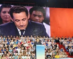 Fransa?da İsrail?i eleştiren yanıyor