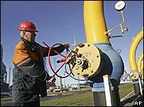 Gazprom gazın yarısını kesti