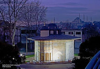Gençlerin Işığı İstanbul'u Aydınlatıyor...