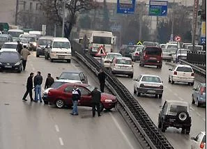 Herkes trafik polisi olacak