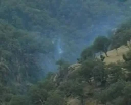 İran'da Kandil'i ateşe tuttu