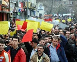 İşçi ve memurlar kitlesel eylem kararı aldı