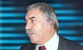 Özok'a göre Ak Parti kapatılabilir!