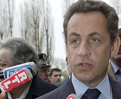 Seçimlerde Sarkozy'e şok!