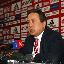 Adnan Sezgin'e 21 gün ceza