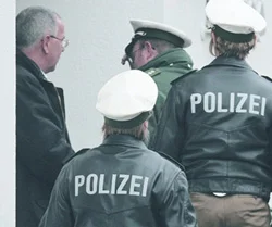 Alman polisinden ülke çapında baskınlar