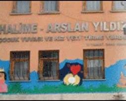 Asker, gazeteci, siyasetçi birlikte tecavüz etti