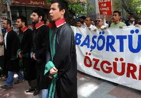 Başörtüsüne özgürlük 150. haftasında