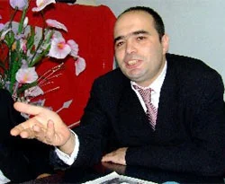 Baykal'a karşı 'başörtü sorununu çözerim' dedi