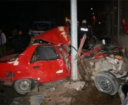 Bu arabadan sağ çıktılar!