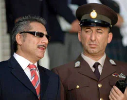 Erbil'den çirkin başörtü showu!