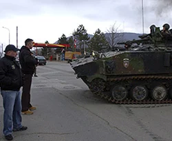 EULEX kaba kuvvetle yerleşmesin