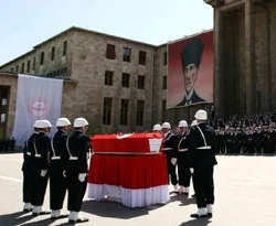 Gökdemir, toprağa verildi