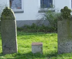 Hannover'daki bu mezarlar kimin?