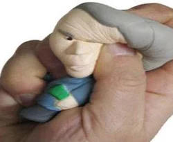 İşgalci Bush maskot oldu!!!