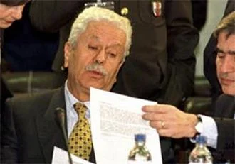 İsmet Sezgin hastaneye kaldırıldı