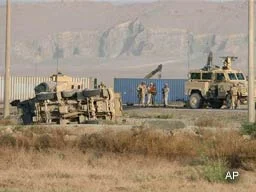 Koalisyon güçlerinden Taliban'a hediye