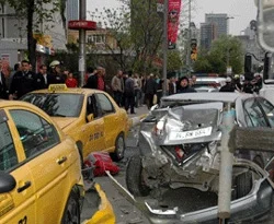 Levent'te feci kaza: 2 ölü
