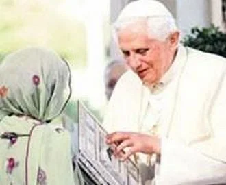 Papa'ya Kuran'la mesaj