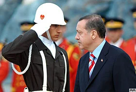 'Sol kendi Tayyip'ini çıkarmalı'