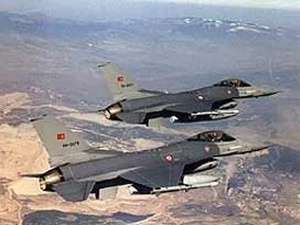 Türk jetleri PKK kamplarına bomba yağdırdı