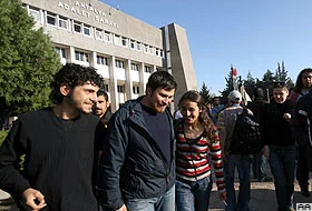 Üniversite olaylarındaki 22 kişi serbest