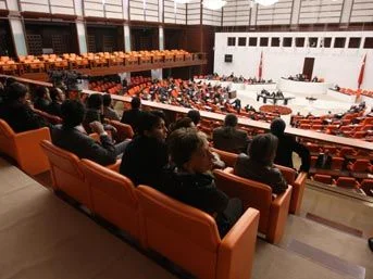 Yeşil kart uygulaması kaldırılıyor