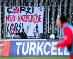 Çarşı şimdi kime karşı?