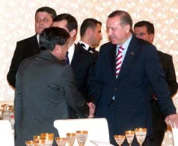 Erdoğan bazı partililerle bir araya geldi