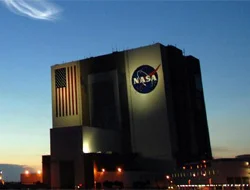 NASA yeni mekikler için destek bekliyor