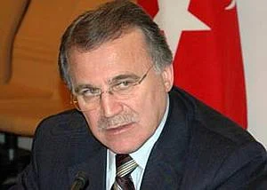 Şahin: Rehn?e sunulan ön taslak