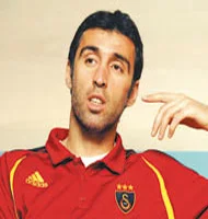 Şükür: Derbideki ruhla herkesi yenebiliriz