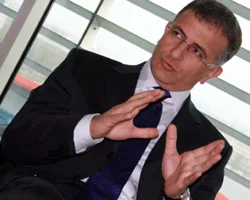 Toplum sisteme 'ben eski ben değilim' diyor