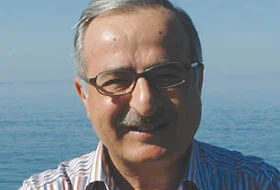 Yazar M.Ruhi Şirin kalp krizi geçirdi