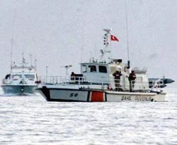 Yunan botu Türk karasularını ihlal etti