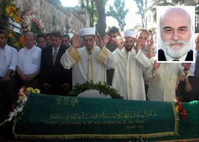 Ahmet Yüksel Özemre defnedildi