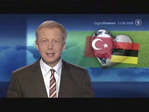 Almanlar bayraklarının rengini unuttu