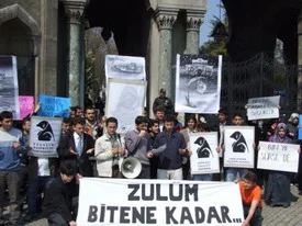 Beyazıt?ta başörtüsü protestosu