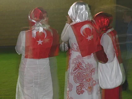 Bir başkadır gurbette zafer sevinci/Foto Galeri