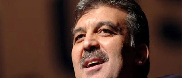Cumhurbaşkanı Gül Ankara'ya gitti