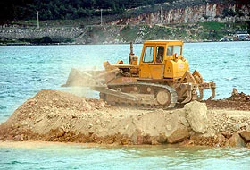 Dolguyu kaldırmayan MNG Holding'e 1 yıl izin